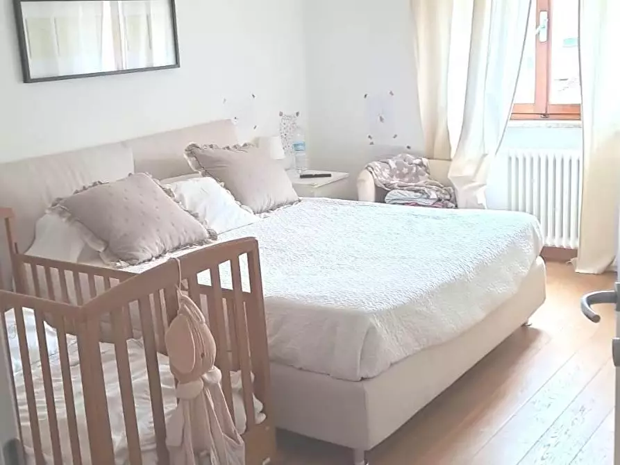 Immagine 8 di Appartamento in vendita  a Carrara