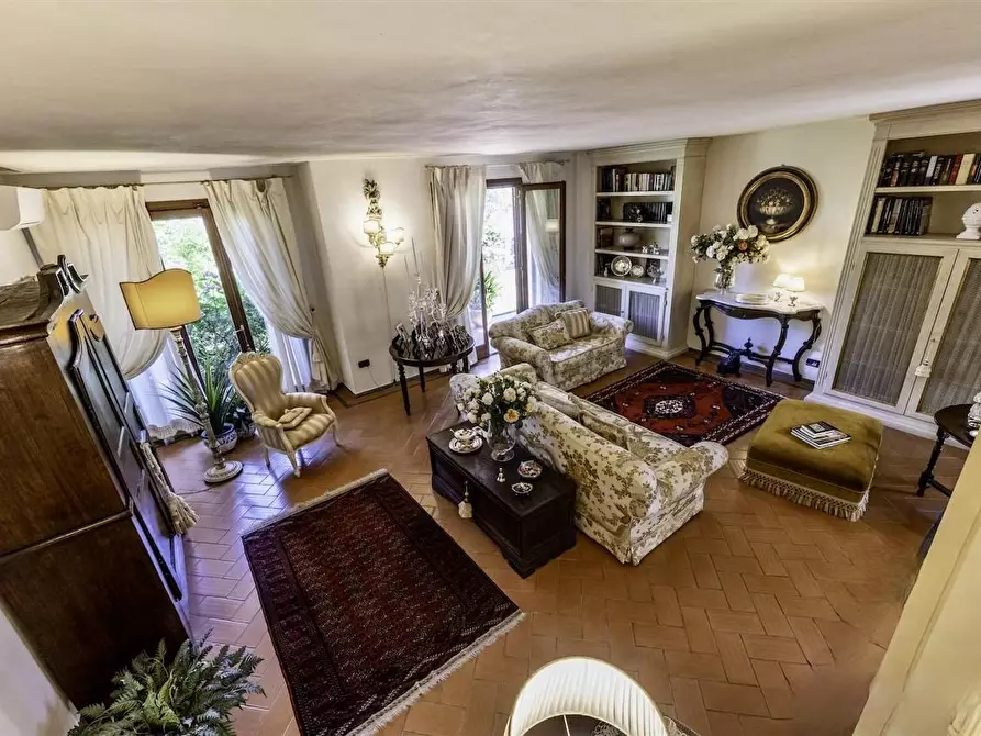 Immagine 15 di Casa bifamiliare in vendita  a San Giuliano Terme