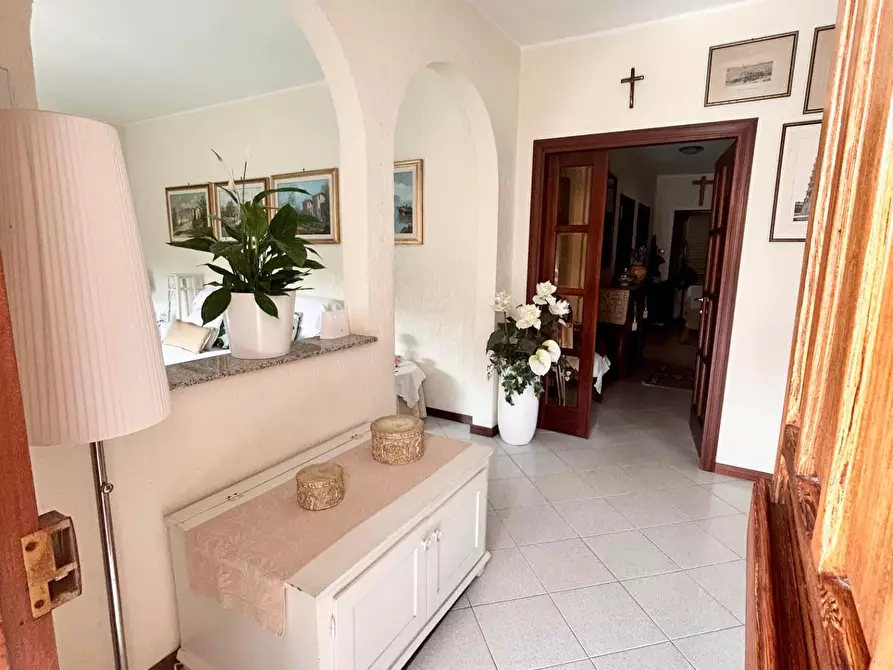 Immagine 9 di Appartamento in vendita  a Pisa