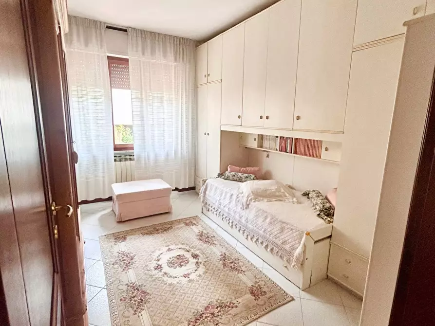 Immagine 25 di Appartamento in vendita  a Pisa