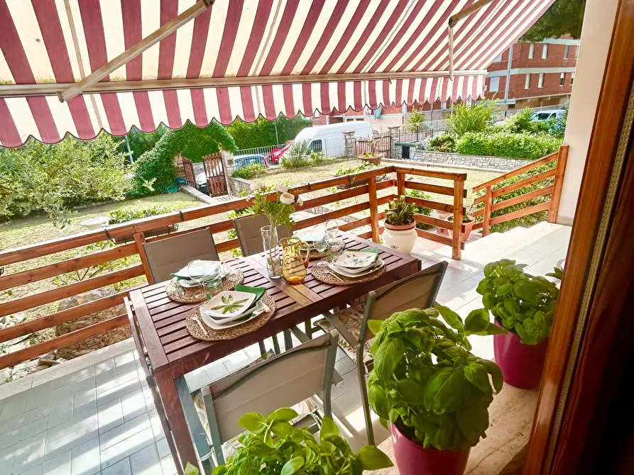 Immagine 12 di Appartamento in vendita  a Pisa