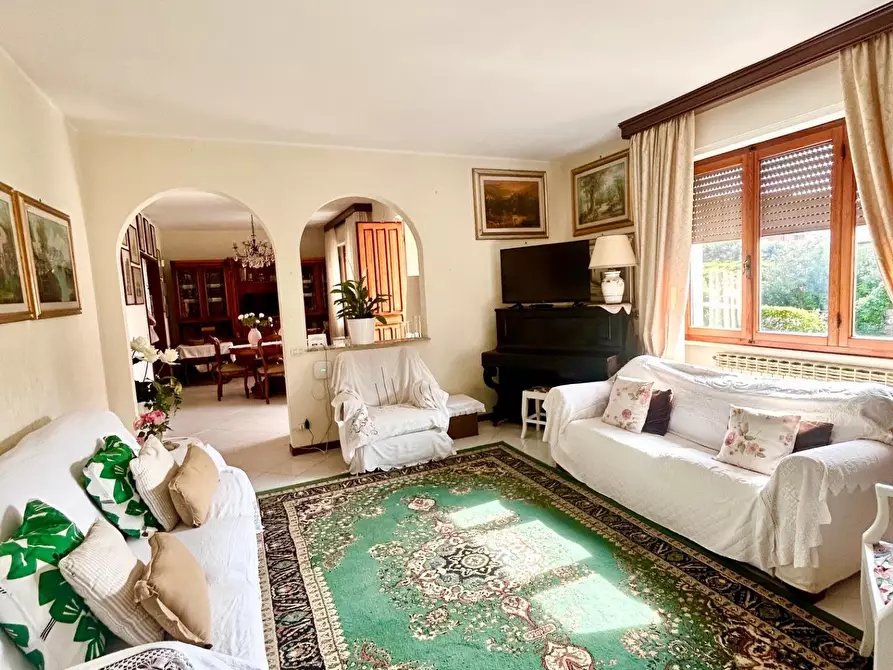 Immagine 13 di Appartamento in vendita  a Pisa