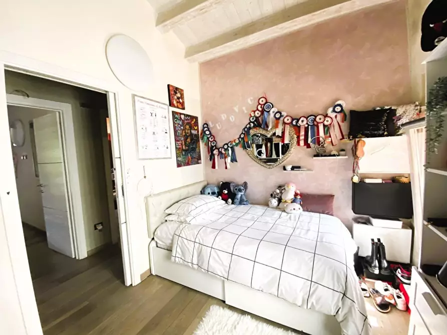 Immagine 35 di Casa colonica in vendita  a Vinci