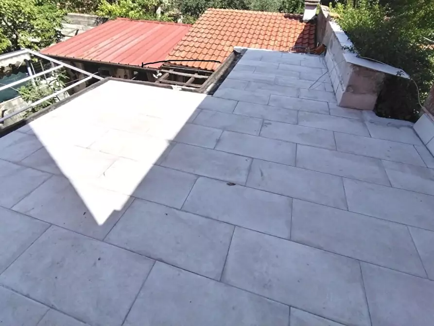 Immagine 13 di Appartamento in vendita  a Carrara