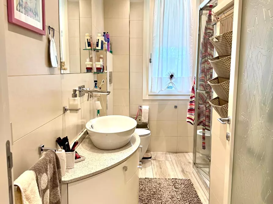 Immagine 7 di Appartamento in vendita  a Empoli