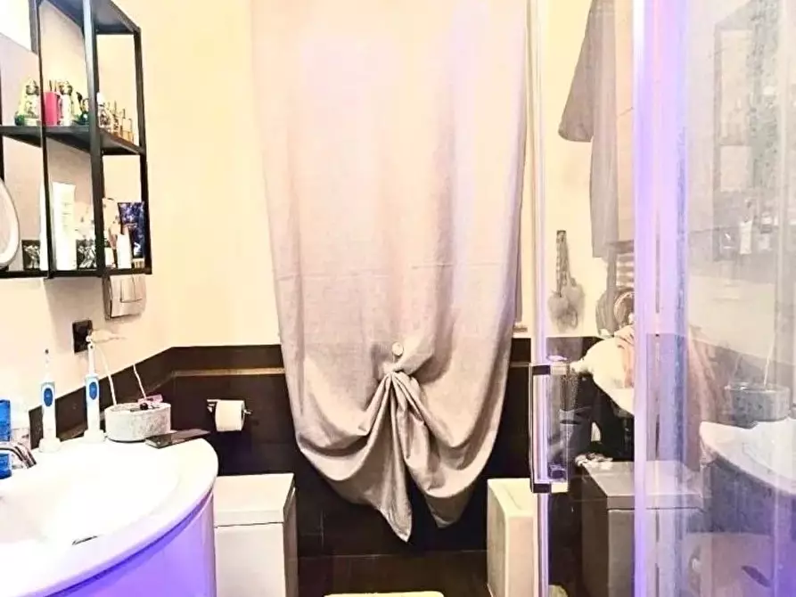 Immagine 10 di Appartamento in vendita  a Carrara