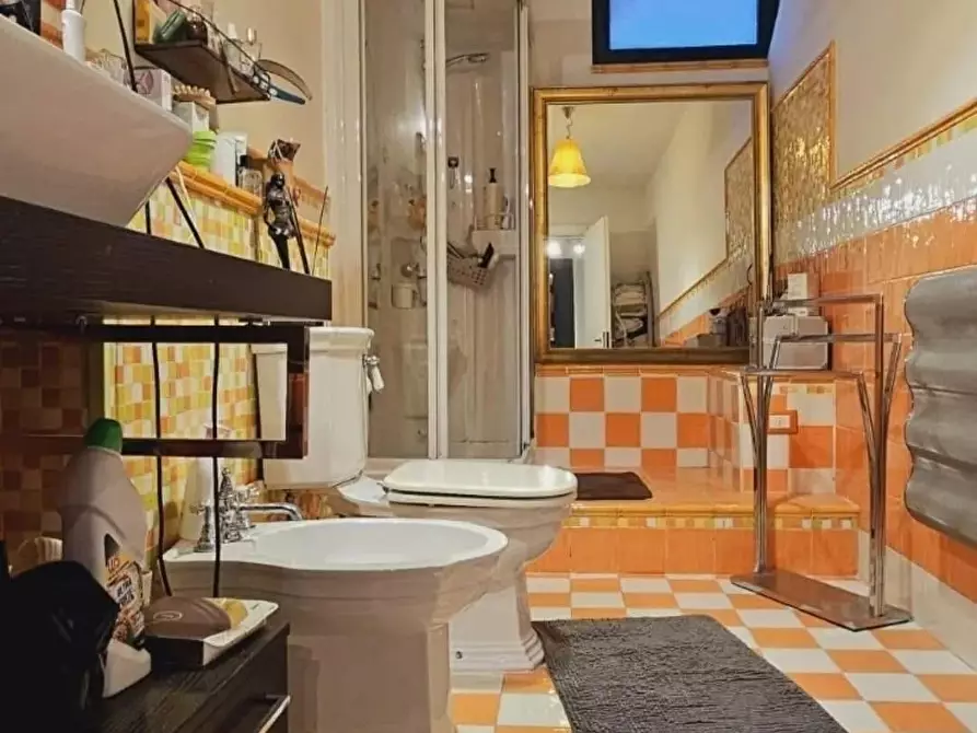 Immagine 13 di Appartamento in vendita  a Carrara