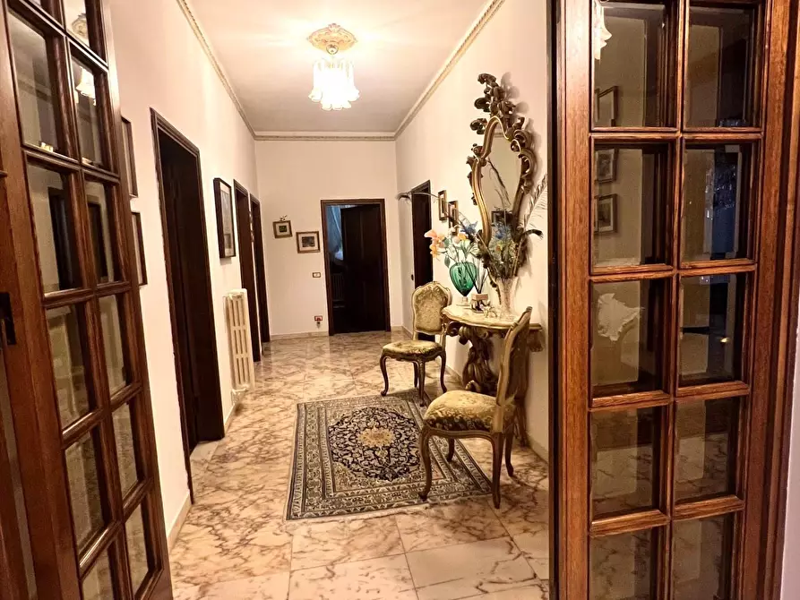 Immagine 38 di Villa in vendita  a Capraia E Limite