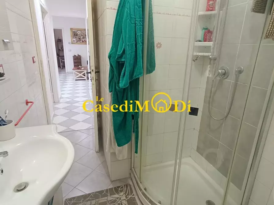 Immagine 12 di Appartamento in vendita  a Livorno