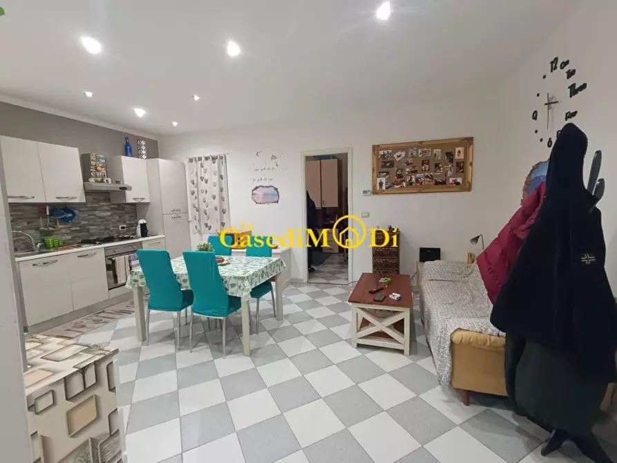 Immagine 5 di Appartamento in vendita  a Livorno