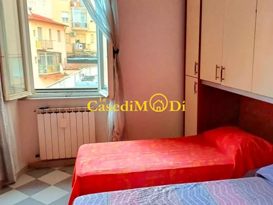 Immagine 11 di Appartamento in vendita  a Livorno