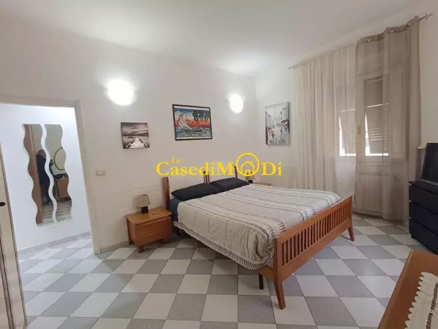 Immagine 10 di Appartamento in vendita  a Livorno