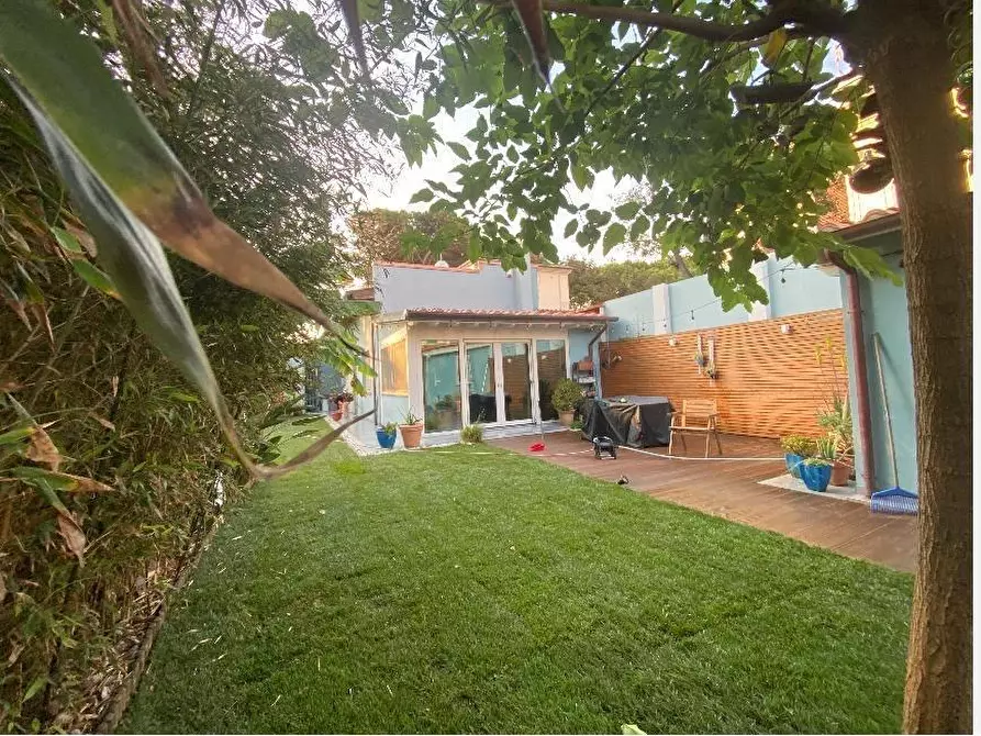 Immagine 3 di Villetta a schiera in vendita  a Pisa