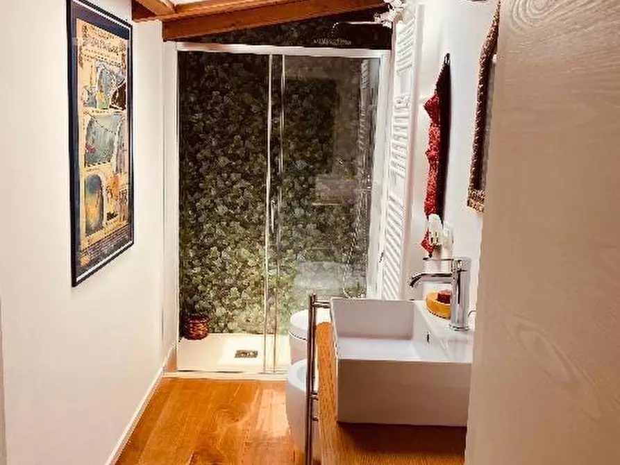 Immagine 9 di Villetta a schiera in vendita  a Pisa