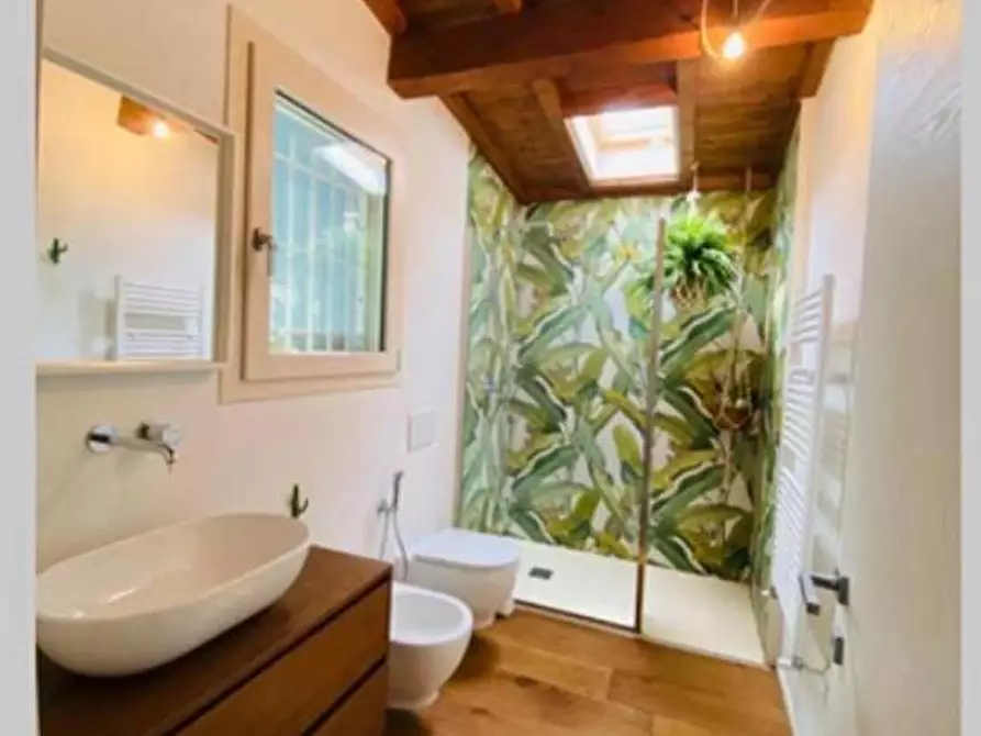 Immagine 10 di Villetta a schiera in vendita  a Pisa