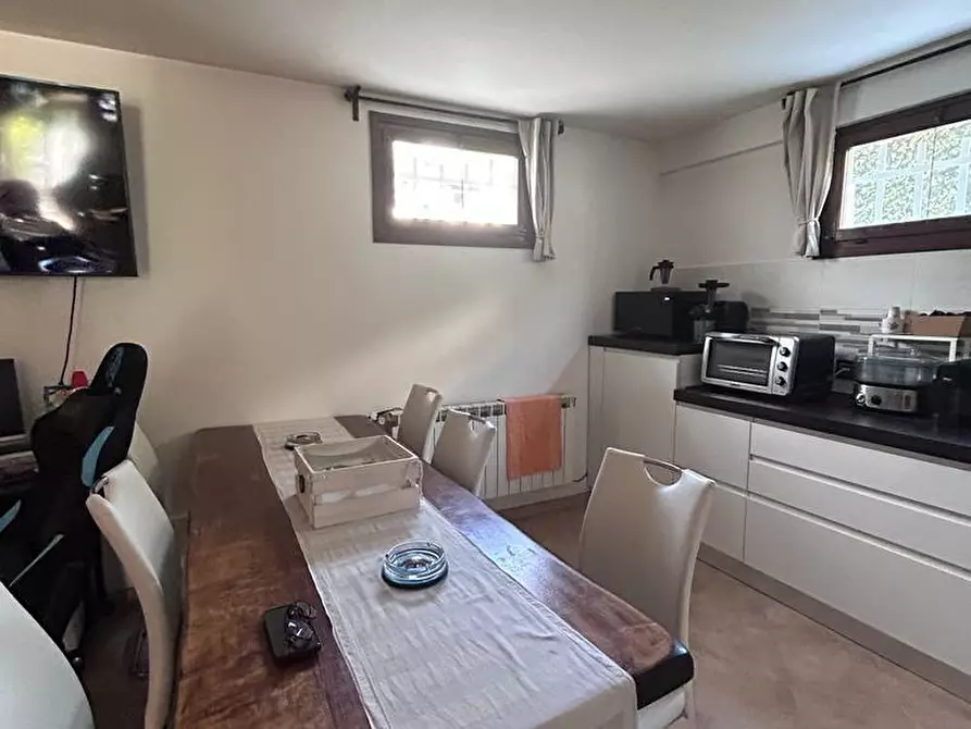 Immagine 8 di Casa indipendente in vendita  a Aulla