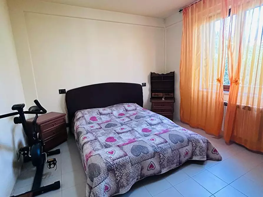 Immagine 13 di Casa indipendente in vendita  a Aulla