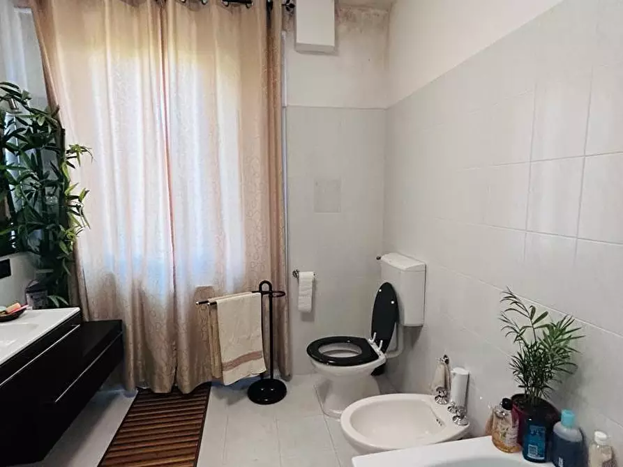 Immagine 12 di Casa indipendente in vendita  a Aulla