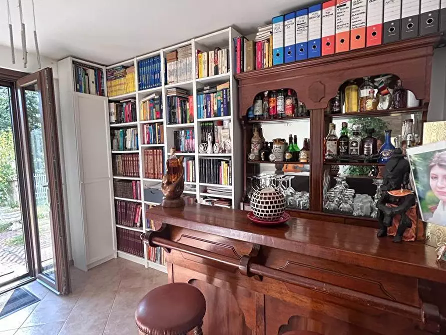 Immagine 5 di Casa indipendente in vendita  a Aulla