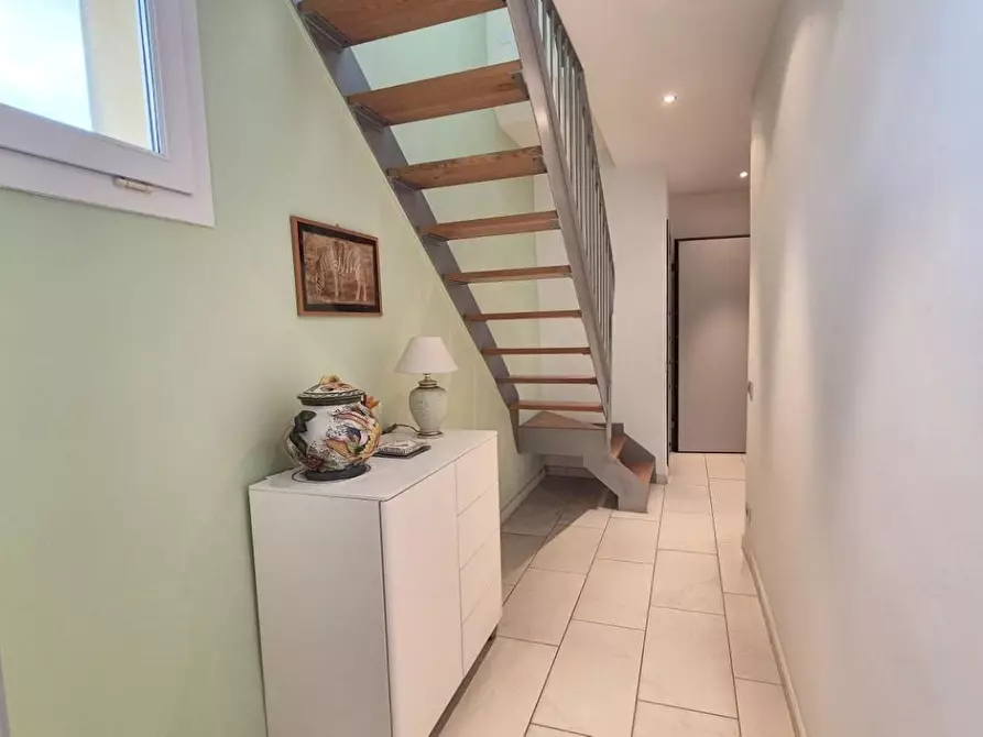 Immagine 88 di Casa bifamiliare in vendita  a Viareggio