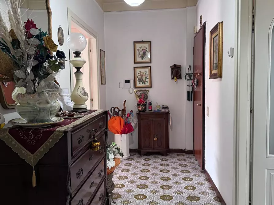 Immagine 5 di Appartamento in vendita  a Carrara