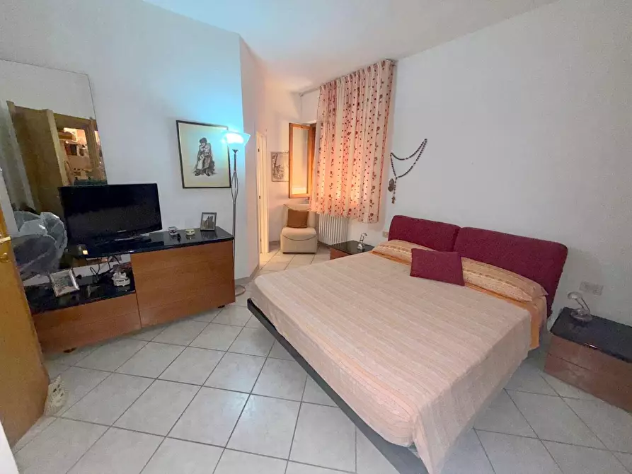 Immagine 15 di Appartamento in vendita  a Cecina