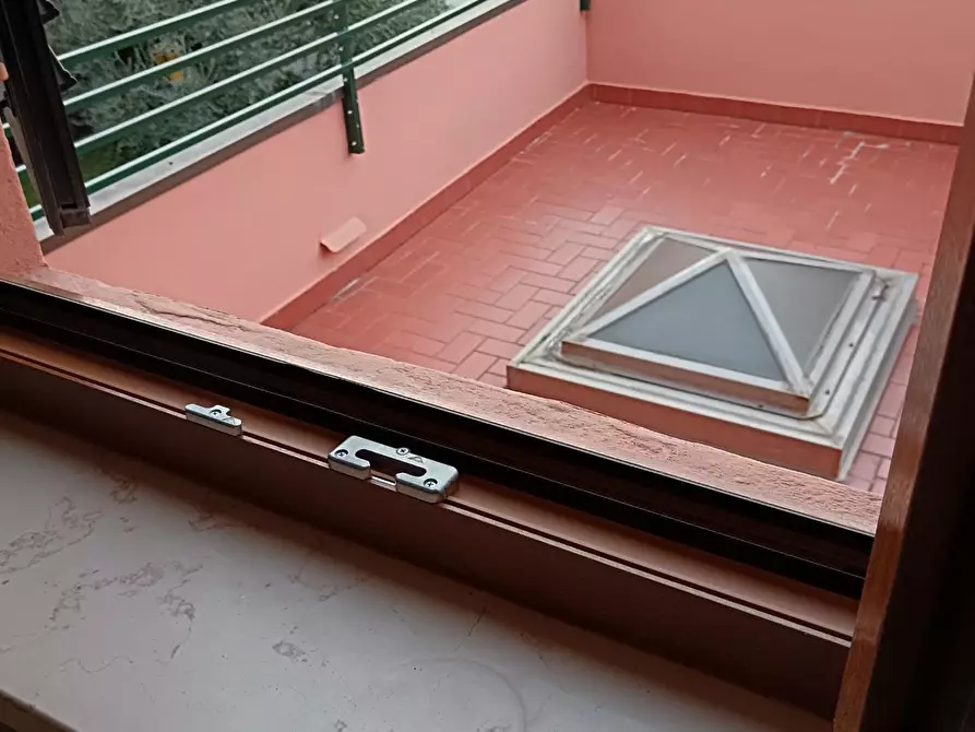 Immagine 11 di Appartamento in affitto  a Empoli