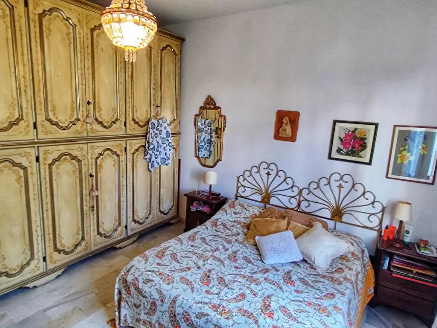 Immagine 18 di Appartamento in vendita  a Viareggio