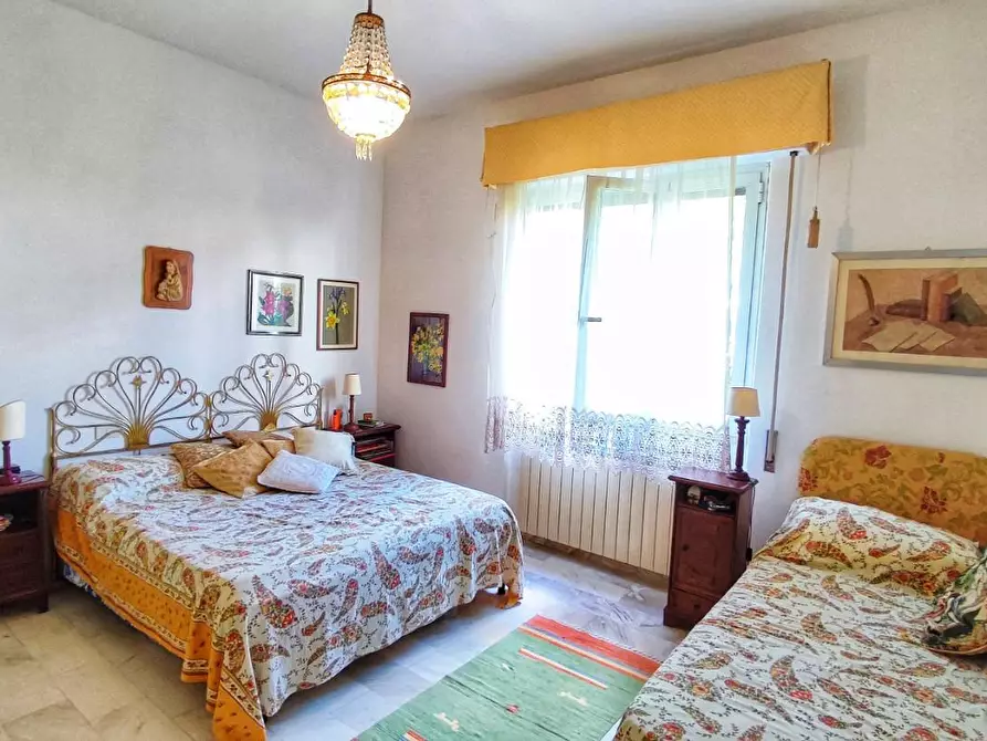 Immagine 15 di Appartamento in vendita  a Viareggio