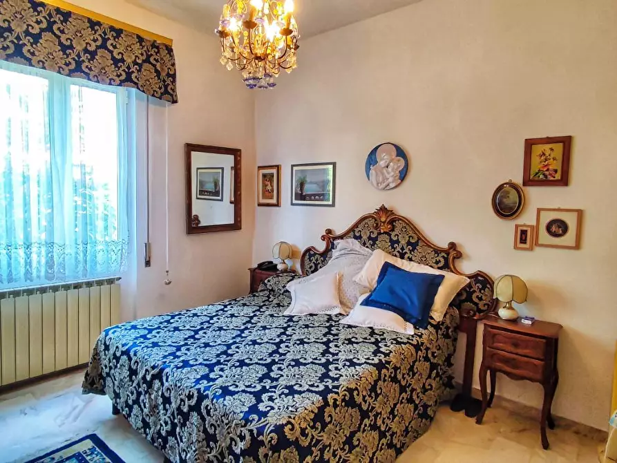 Immagine 14 di Appartamento in vendita  a Viareggio