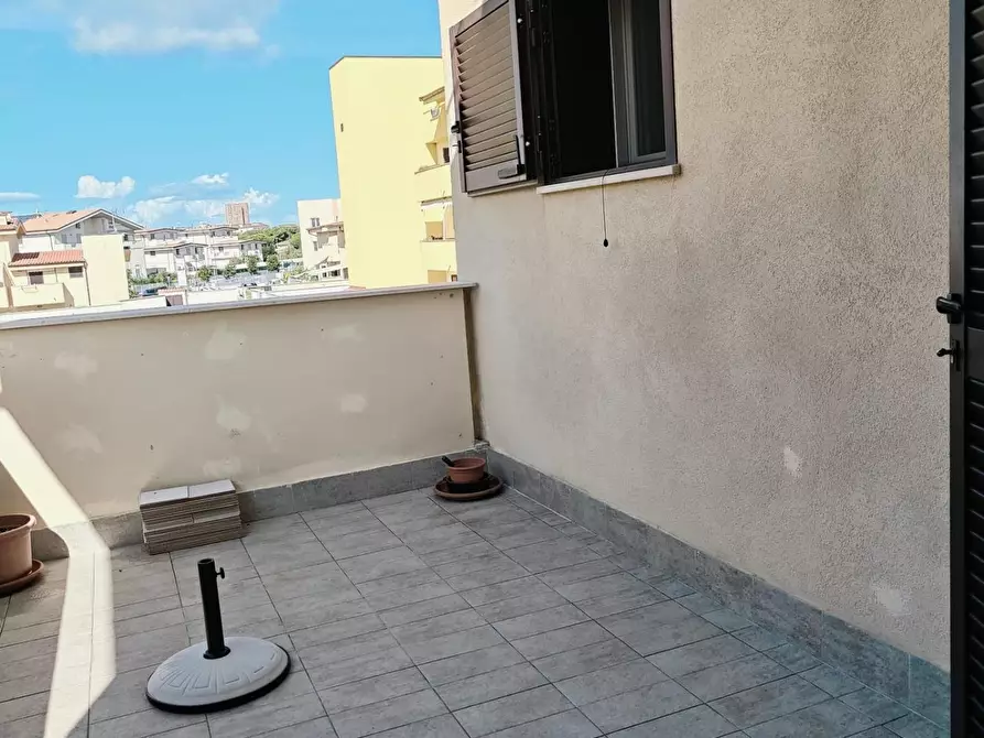 Immagine 18 di Appartamento in vendita  a Livorno