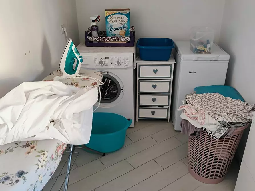 Immagine 31 di Appartamento in vendita  a Livorno