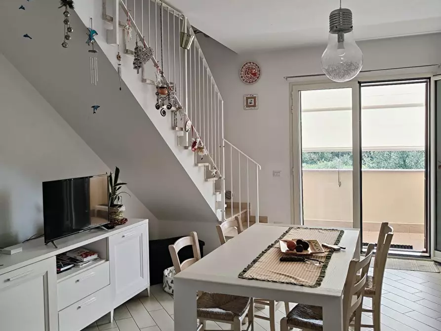 Immagine 6 di Appartamento in vendita  a Livorno