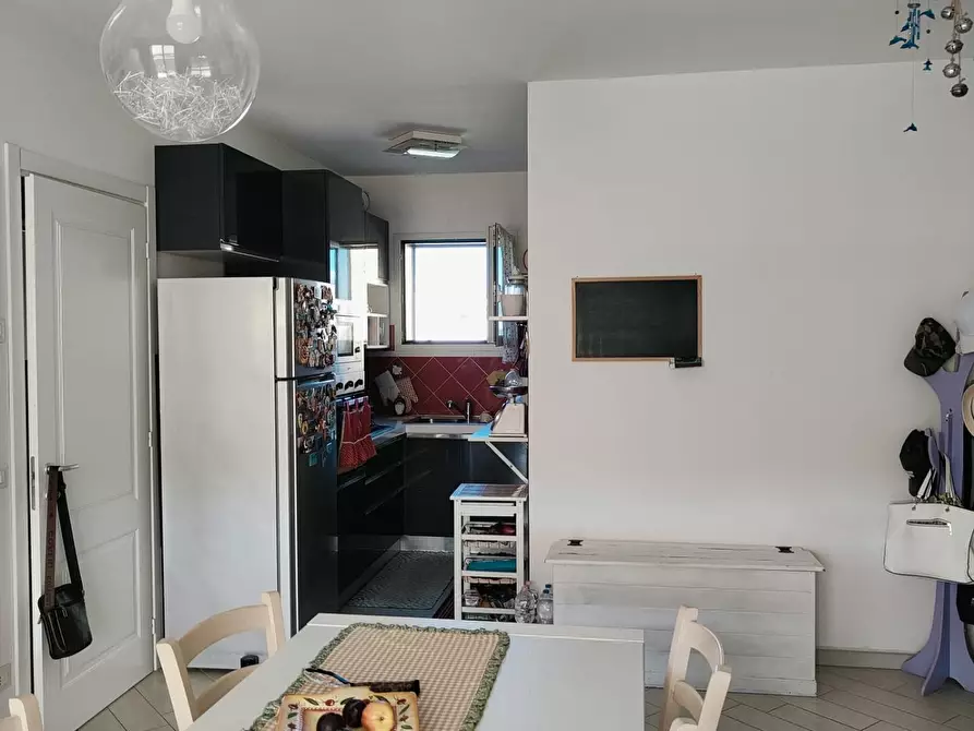 Immagine 9 di Appartamento in vendita  a Livorno