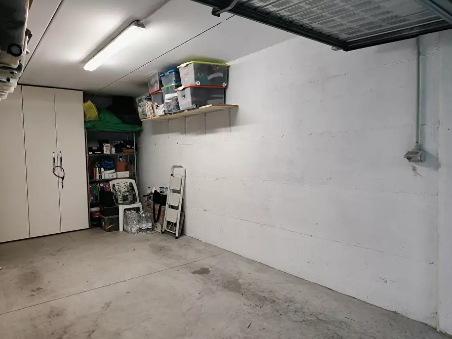 Immagine 40 di Appartamento in vendita  a Livorno