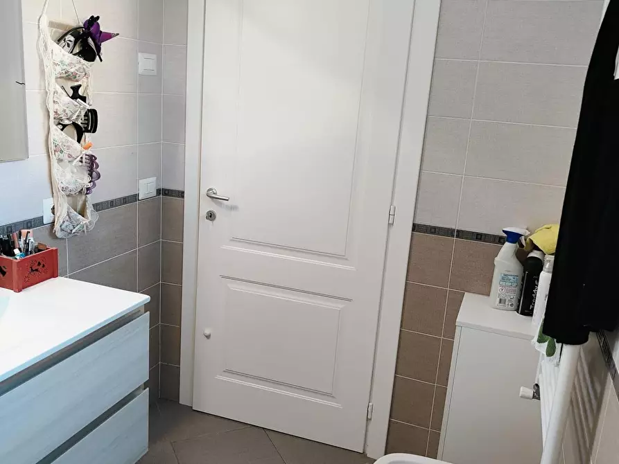 Immagine 21 di Appartamento in vendita  a Livorno