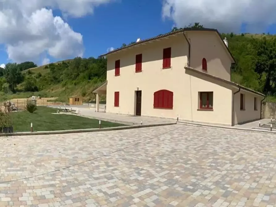 Immagine 37 di Casa colonica in vendita  a Montaione