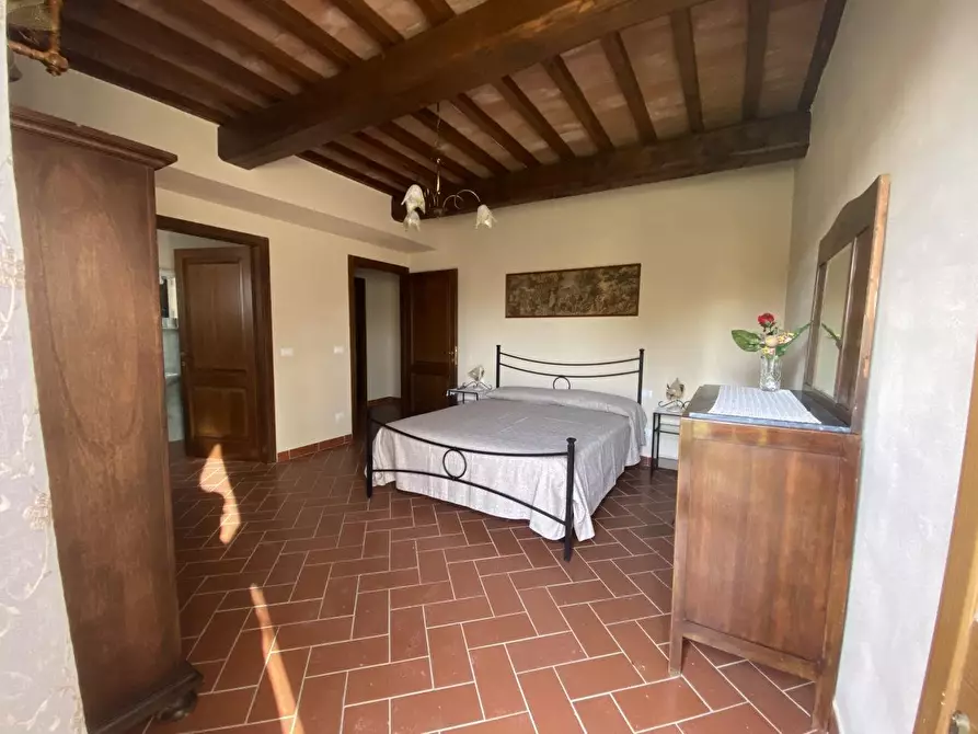 Immagine 9 di Casa colonica in vendita  a Montaione