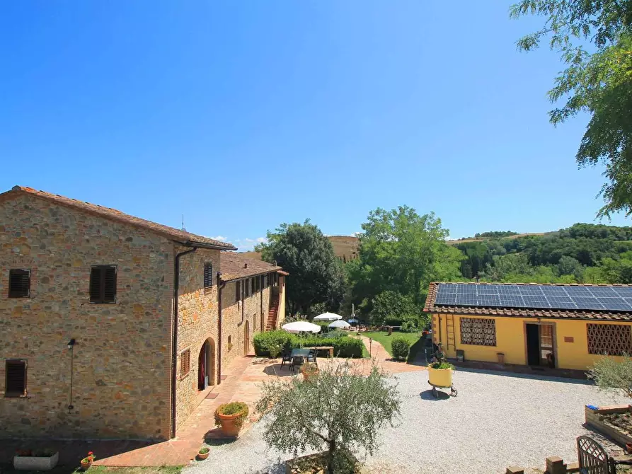 Immagine 32 di Casa colonica in vendita  a Montaione
