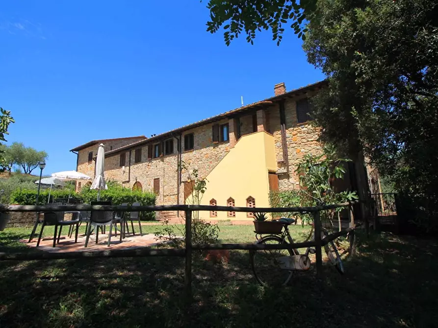 Immagine 31 di Casa colonica in vendita  a Montaione