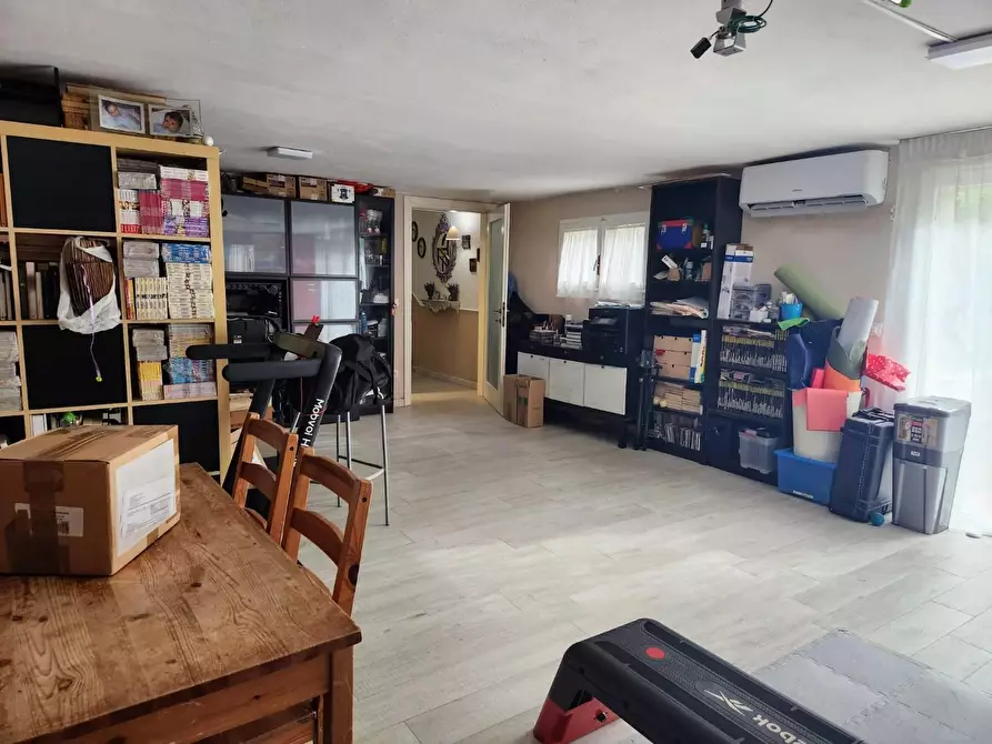 Immagine 19 di Appartamento in vendita  a Empoli