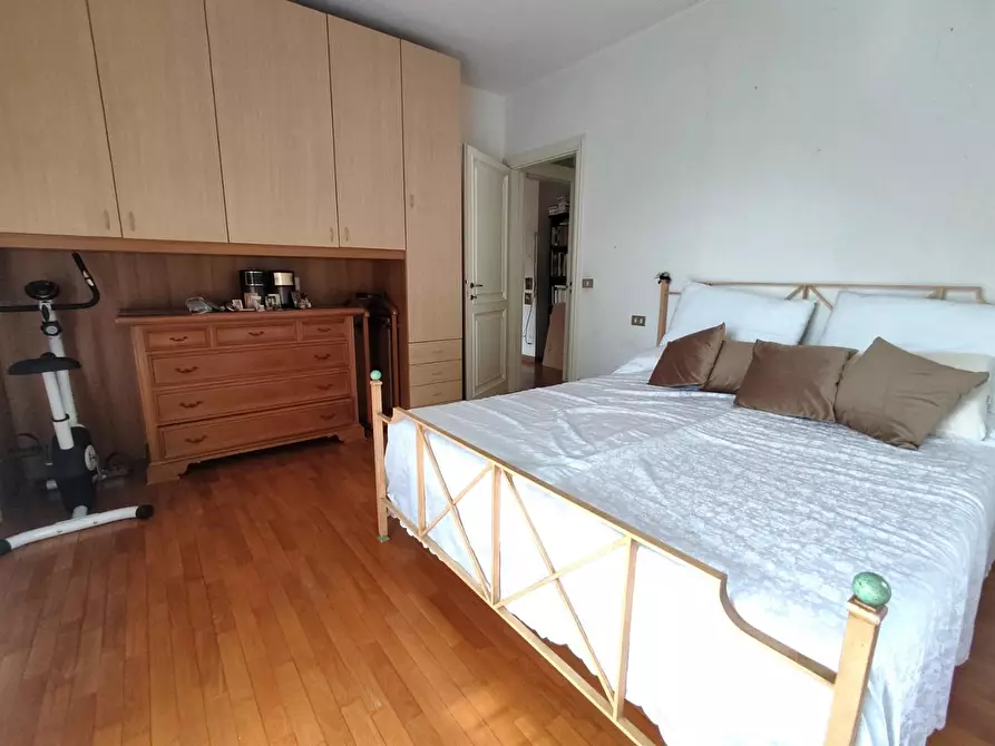 Immagine 7 di Appartamento in vendita  a Seravezza