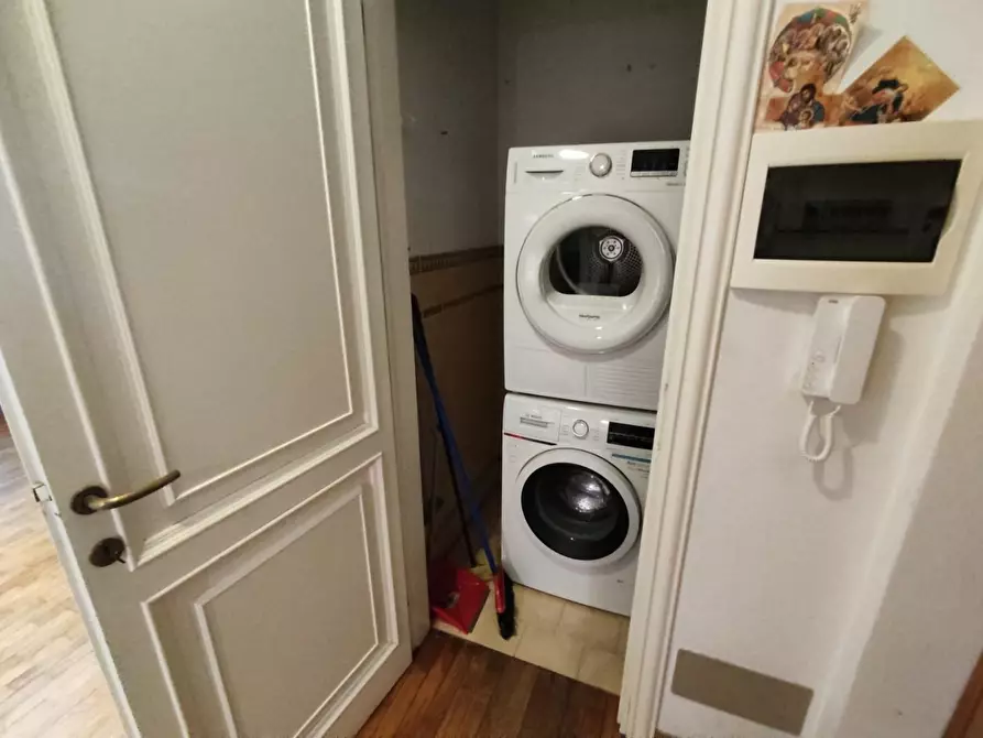 Immagine 12 di Appartamento in vendita  a Seravezza