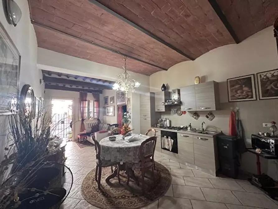 Immagine 16 di Appartamento in vendita  a Cascina