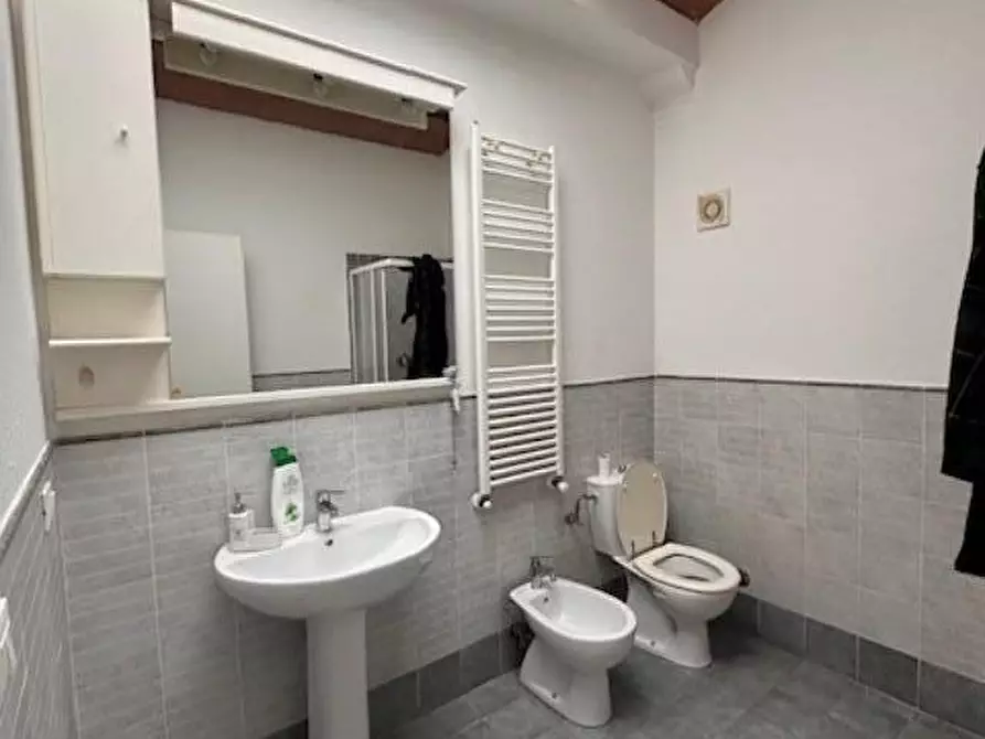 Immagine 11 di Appartamento in vendita  a Cascina