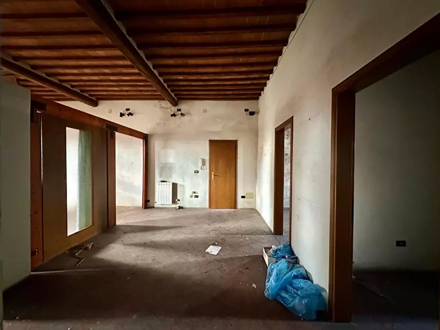 Immagine 20 di Villetta a schiera in vendita  a Porcari