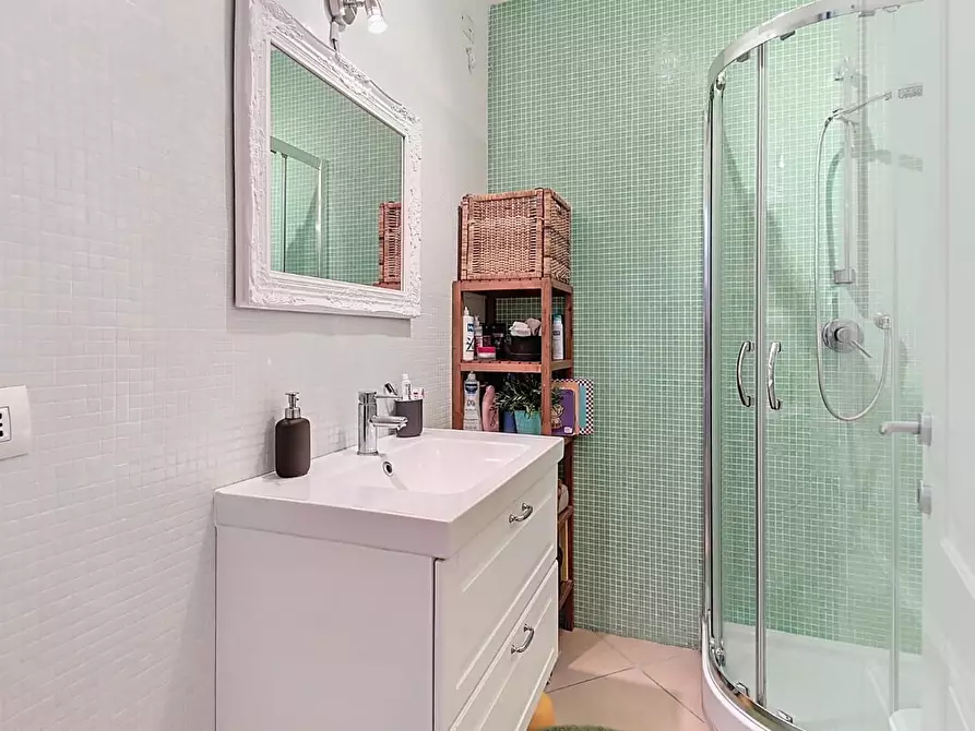 Immagine 17 di Appartamento in vendita  a Pisa