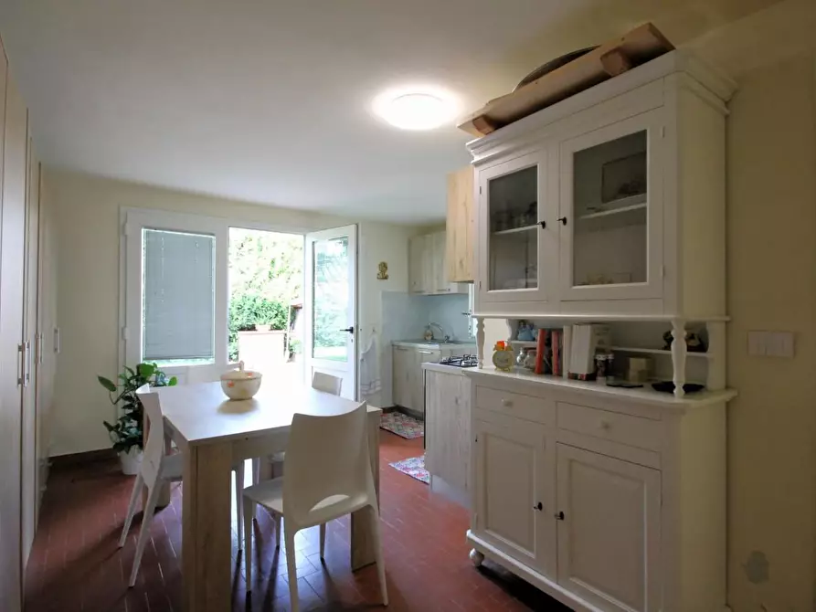 Immagine 31 di Villa in vendita  a Capannori