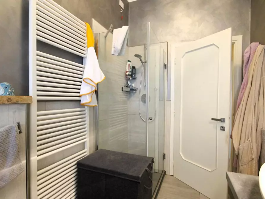 Immagine 27 di Villa in vendita  a Capannori