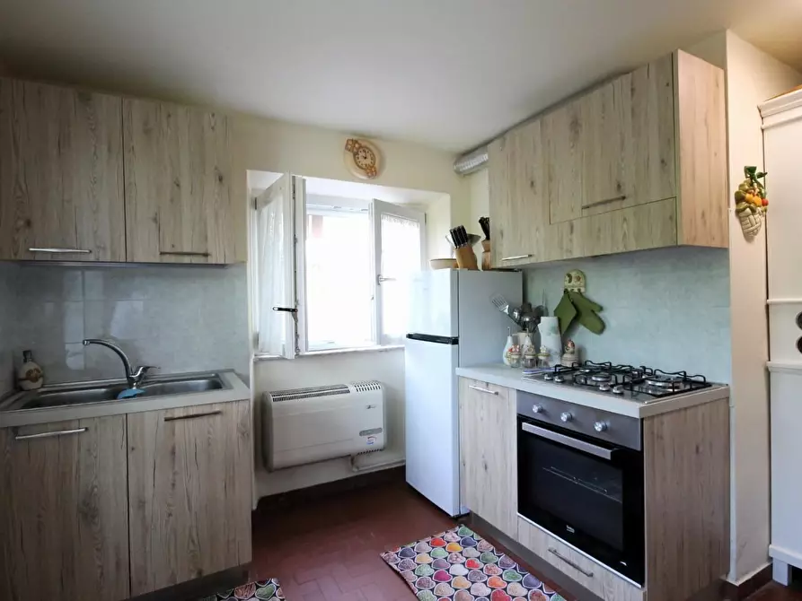 Immagine 32 di Villa in vendita  a Capannori